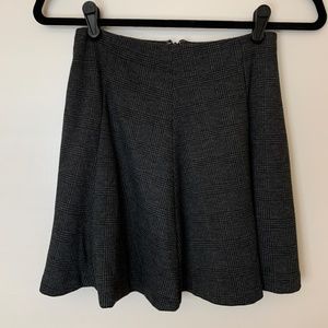 Banana Republic Grey Printed, Pleated Mini Skirt | Small